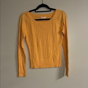 Aeropostale Vintage Vibrant Yellow Crew Neck Sweater with Subtle Pattern